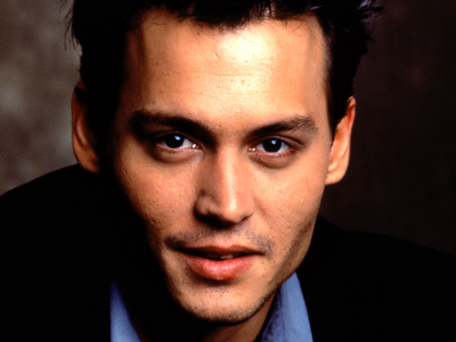 J-D-johnny-depp-19014720-1600-1200
