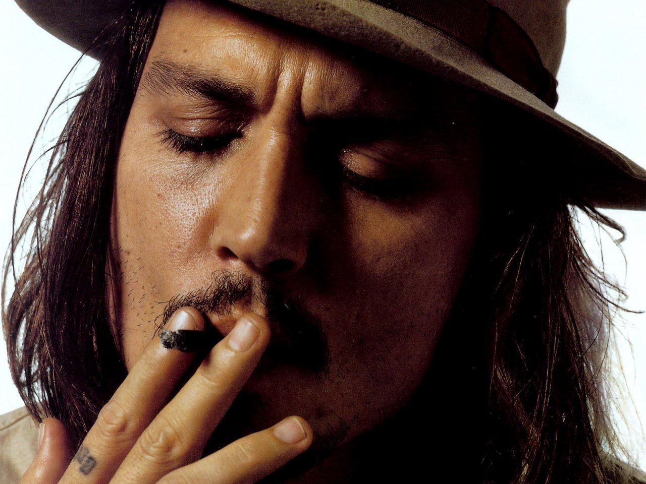 Johnny-Depp-johnny-depp-34330281-1280-960